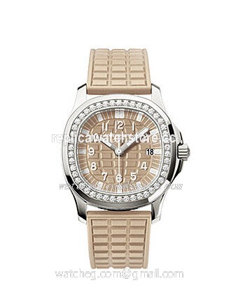 Patek Philippe Aquanaut 5067A-020 Ladies Quartz