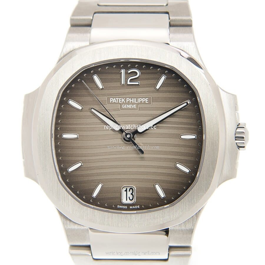 Patek Philippe Nautilus 7118-1A-011 Ladies Automatic