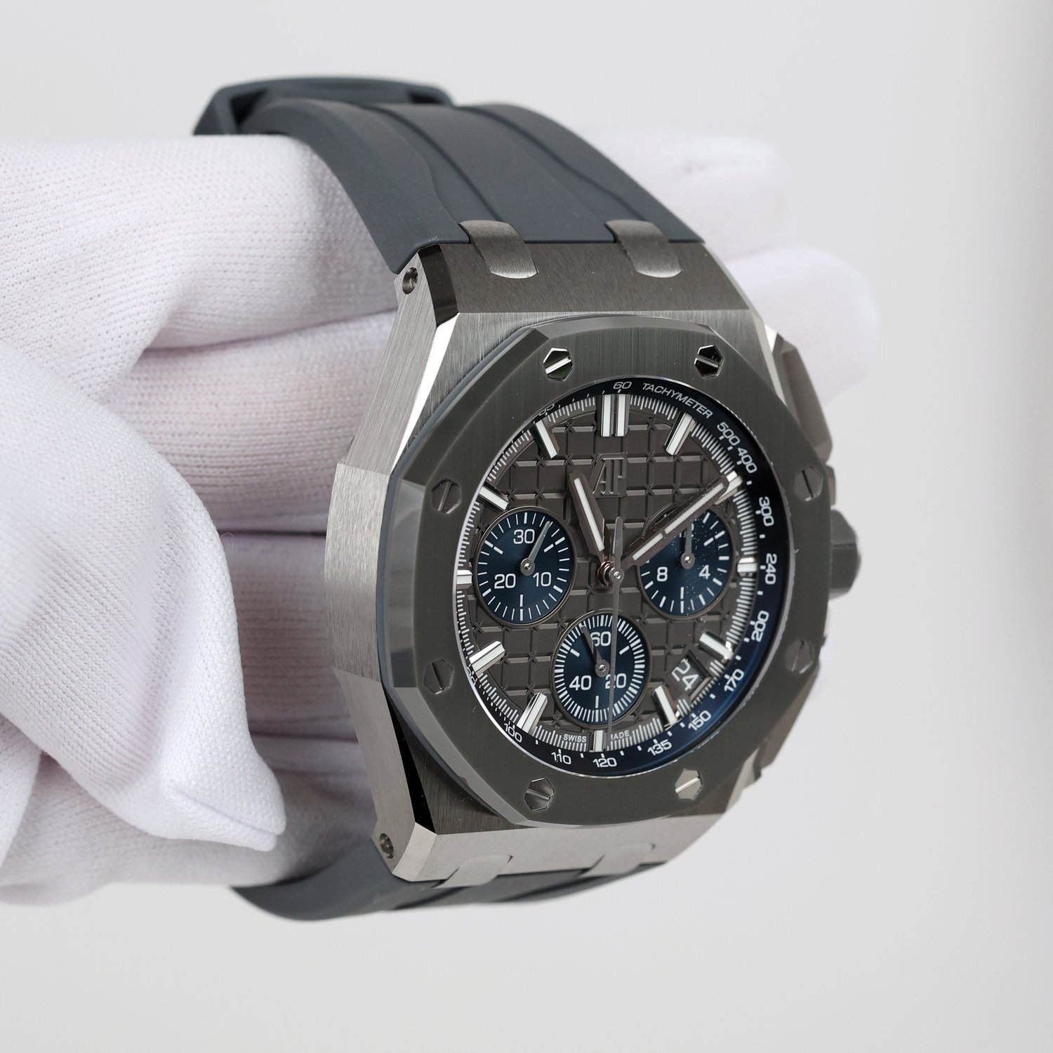 Audemars Piguet Royal Oak Offshore Selfwinding Chronograph 26420IO.OO.A009CA.01 Men/Unisex Self-winding 3