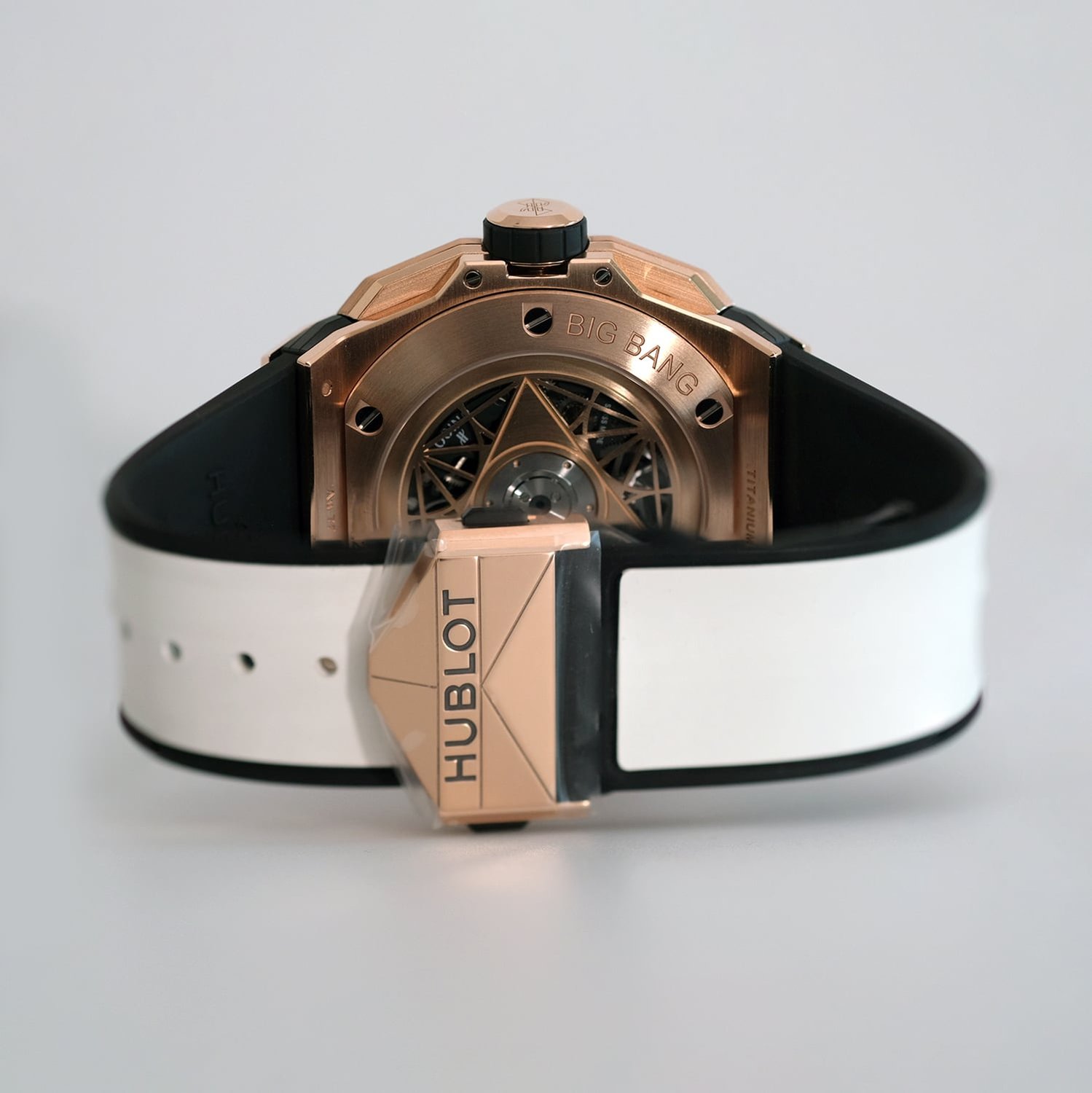 Hublot Big Bang Sang Bleu II 418.OX.2001.RX.1604.MXM20 Men/Unisex Automatic 4
