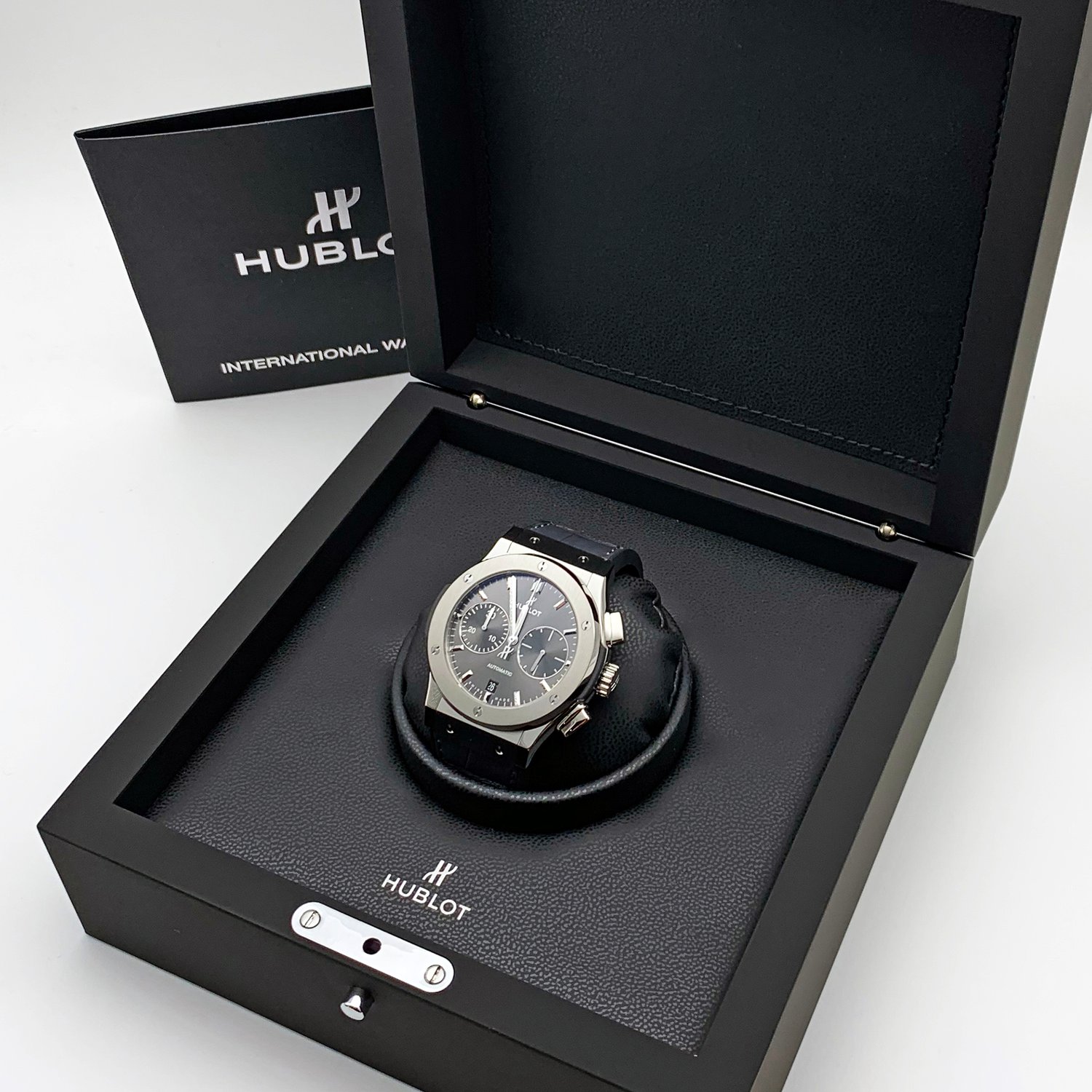 Hublot Classic Fusion Chronograph 521.NX.7071.LR Men/Unisex Self-winding 5
