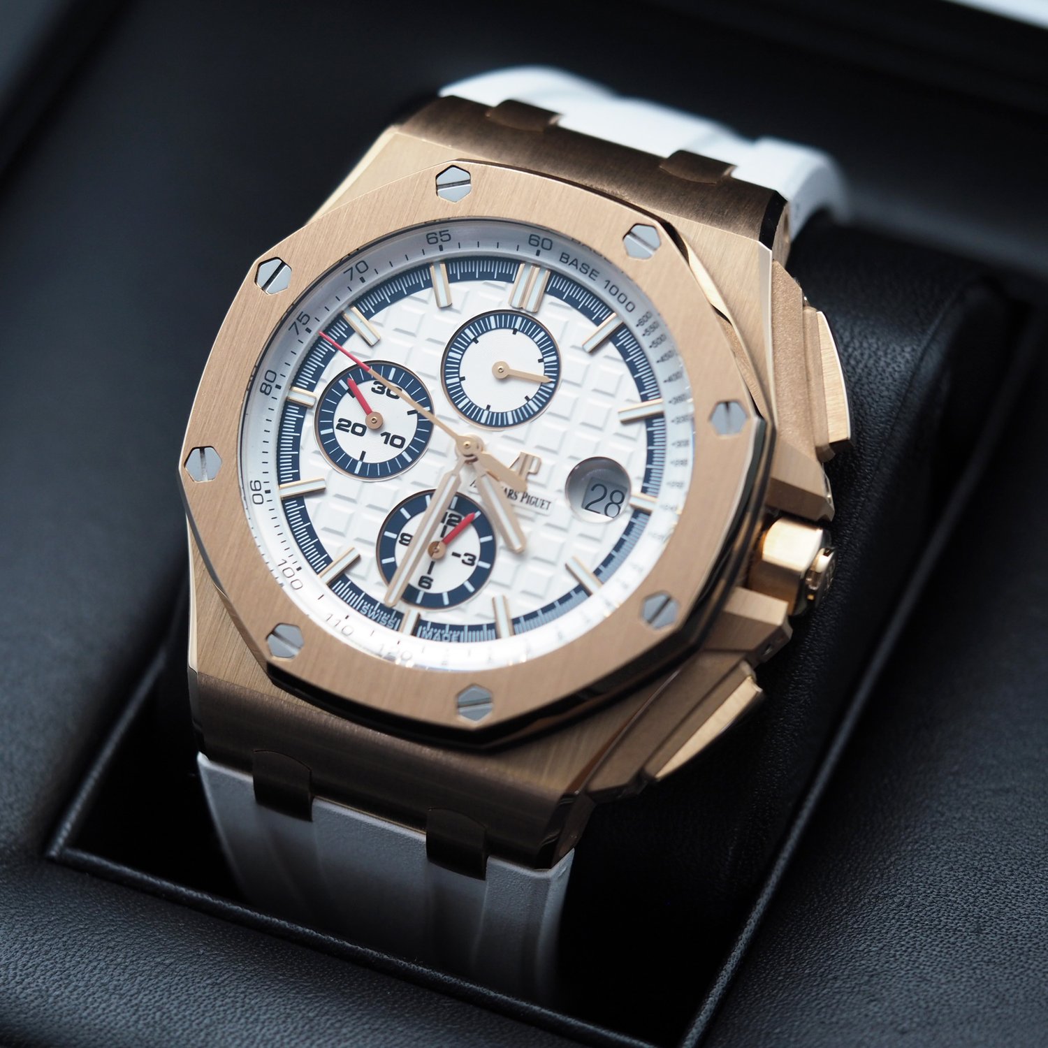 Audemars Piguet Royal Oak Offshore Selfwinding Chronograph 26408OR.OO.A010CA.01 Men/Unisex Automatic 5