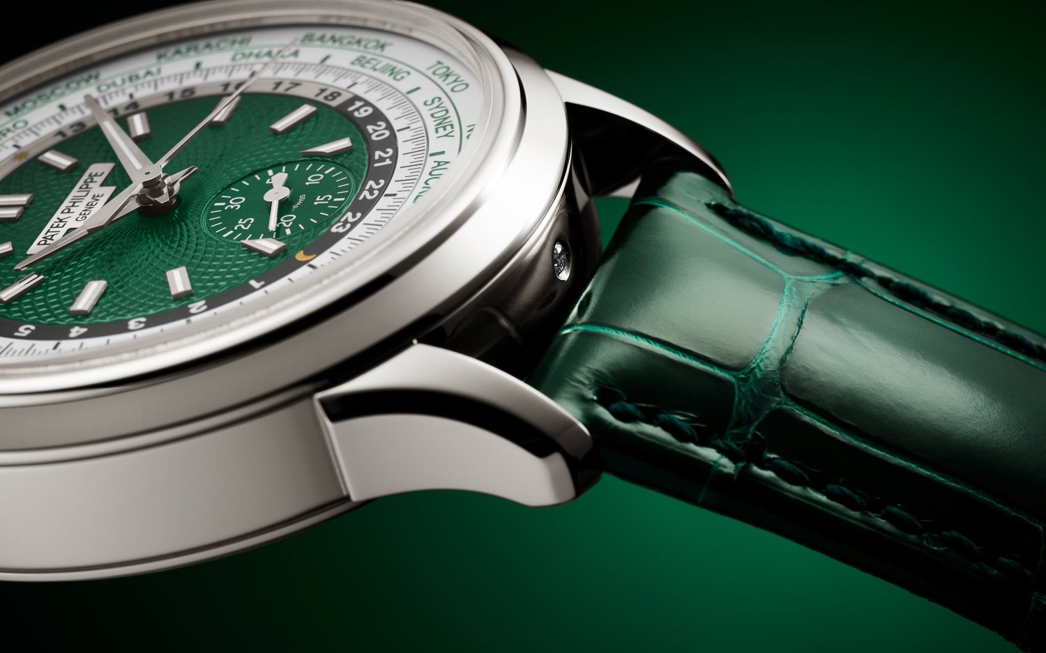 Patek Philippe Complications World Time Flyback Chronograph 5930P-001 Men/Unisex Automatic 5