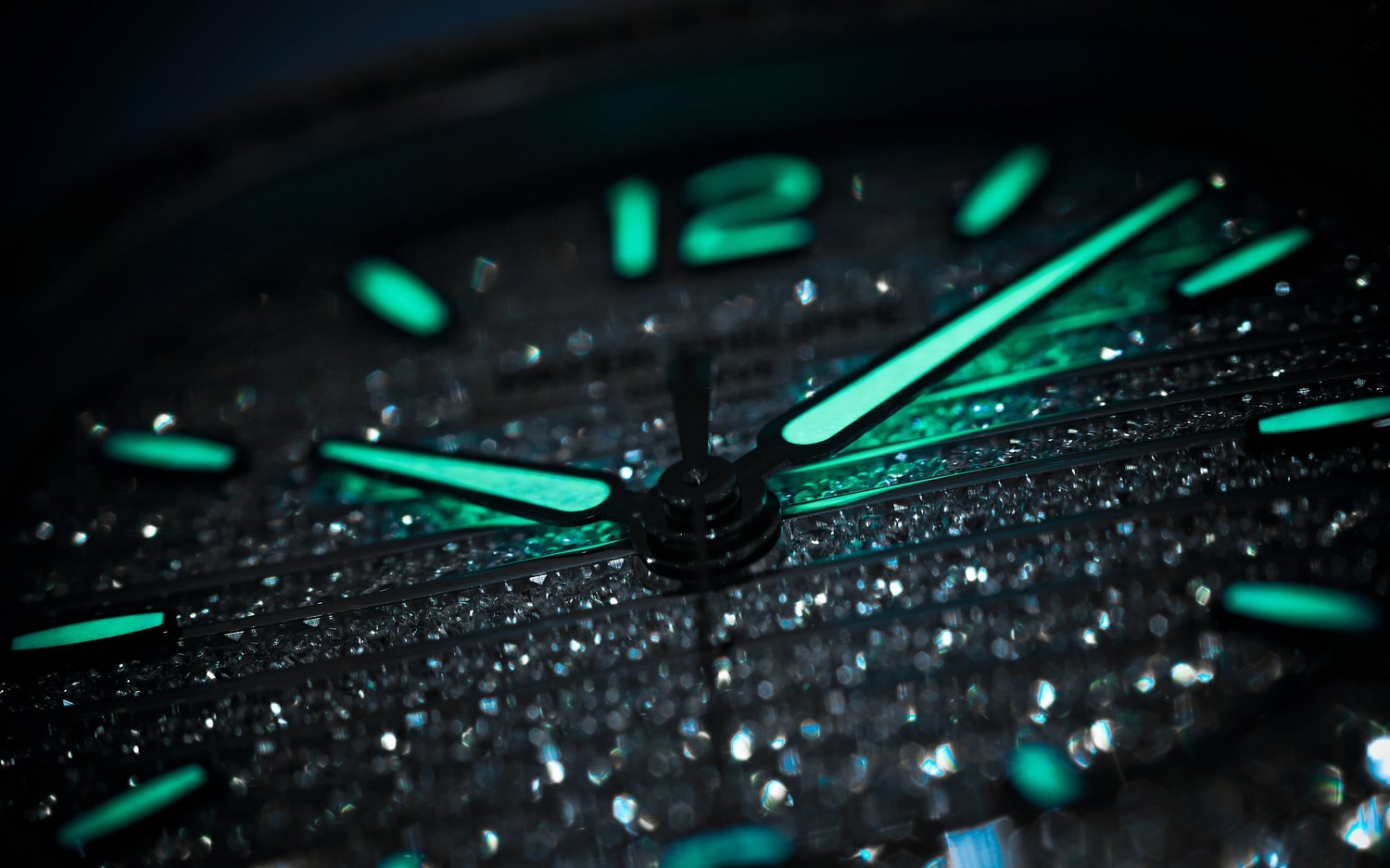 Patek Philippe Nautilus 7118/1450G-001 Women Self-winding 5